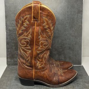 Size 9.5 D Justin's 1560 Leather Pointed Toe Cowboy Western Boots Men's BA20